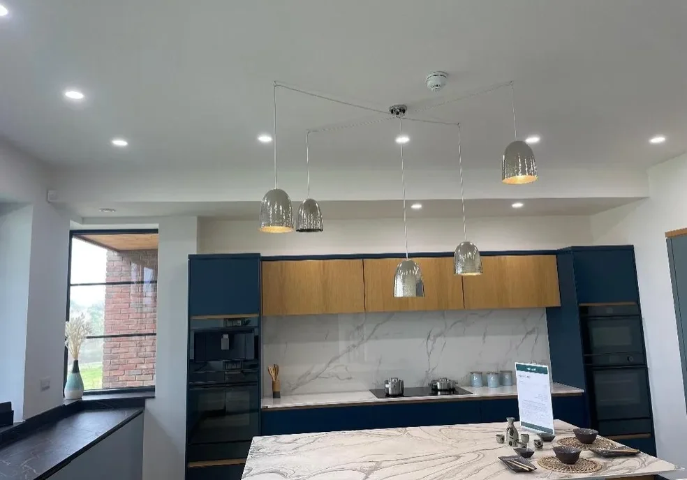 Various lighting for the modern kitchen design